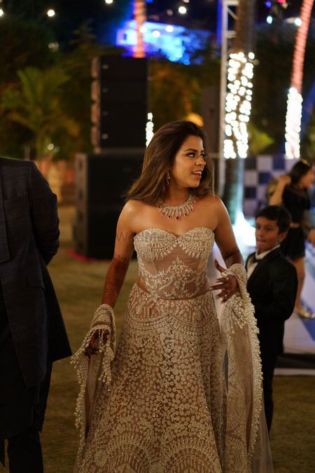 8 Best Manish Malhotra Wedding Reception Outfits-hancorp34.com.vn
