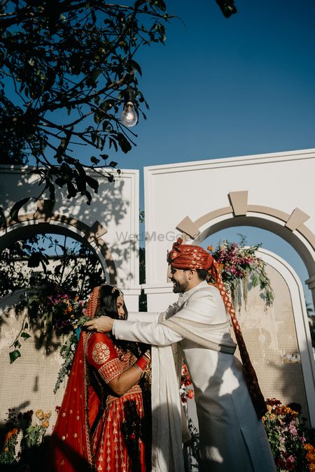 Photo of Couple shot during varmala ceremony