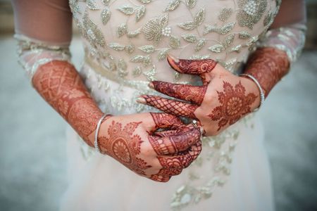 Simple bridal mehendi hands 