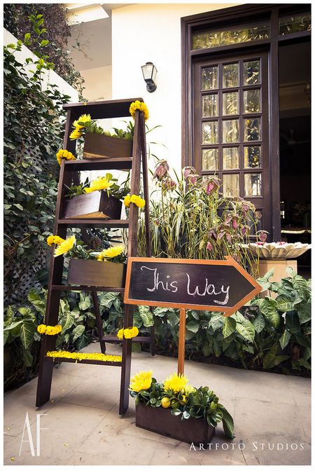 Entrance decor with ladder