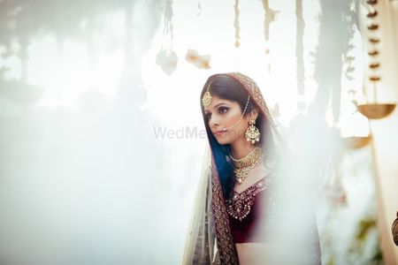 Wedding Photoshoot & Poses Photo maroon bridal lehenga