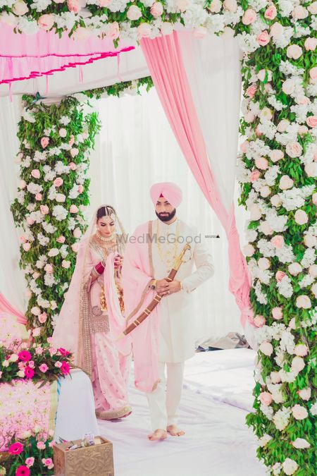 Sikh couple anand karaj