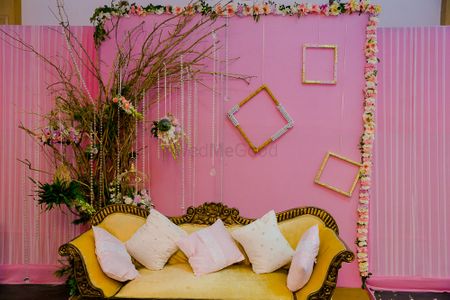 Light pink stage decor