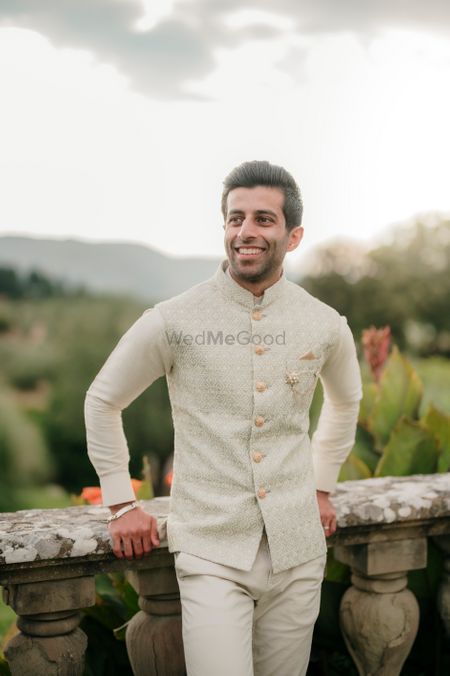 Simple groom sangeet outfit ideas 