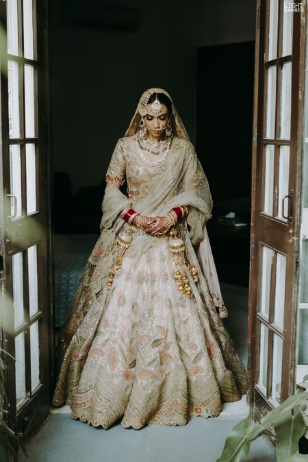 royal punjabi bridal look with heavy jewellery