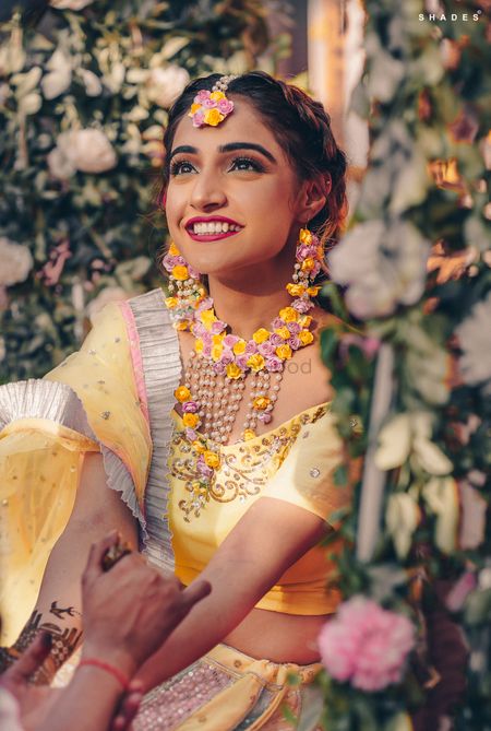 Stunning floral jewellery for Mehendi. 