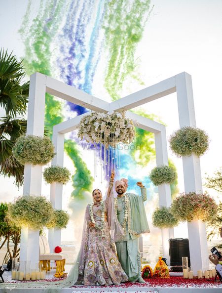 Unique modern mandap with green and geometrical design