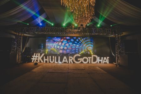 Giant hashtag as a wedding decor