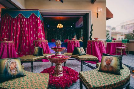 Fuschia pink arabian night decor
