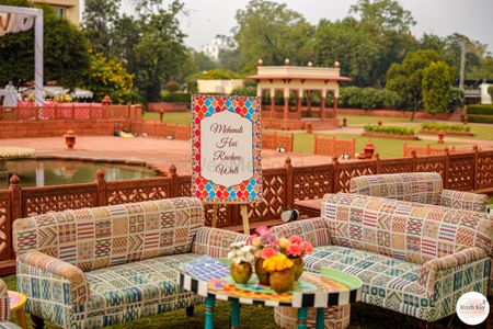 Quirky quote boards for outdoor mehendi decor