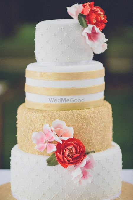 glitter wedding cake