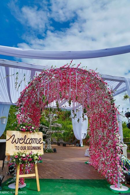 Entrance decor with floral gate