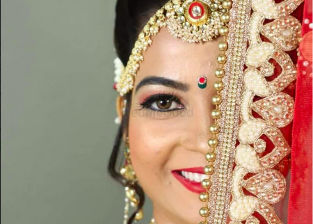 Saleena's Beauty Salon - Price & Reviews | Navsari Makeup Artist