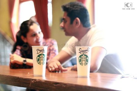Cute pre wedding shoot ideas with bride and groom starbucks cups