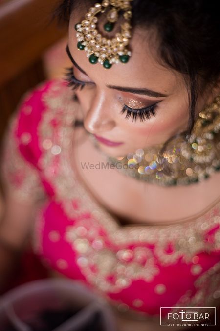 Beautiful shimmer eye makeup for the wedding day 