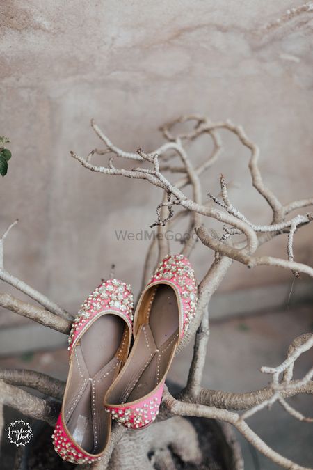 Bridal juttis with pearl work in pink