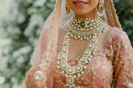 Bridal jewellery shots
