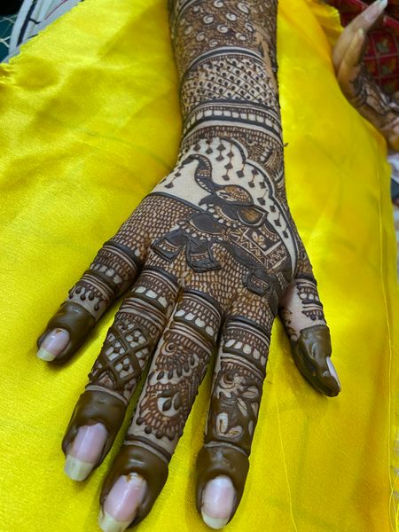 Neha's Mehndi, Bridal Mehndi Artist in Mumbai | WeddingZ