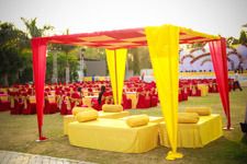 Photo of red and yellow theme