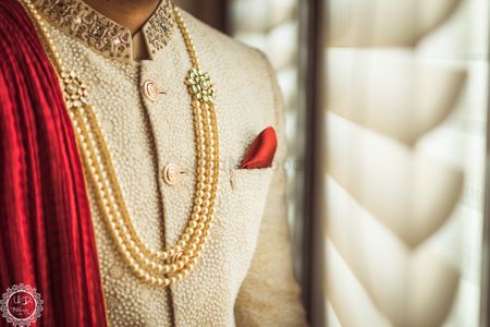 Groom jewellery with pearls 