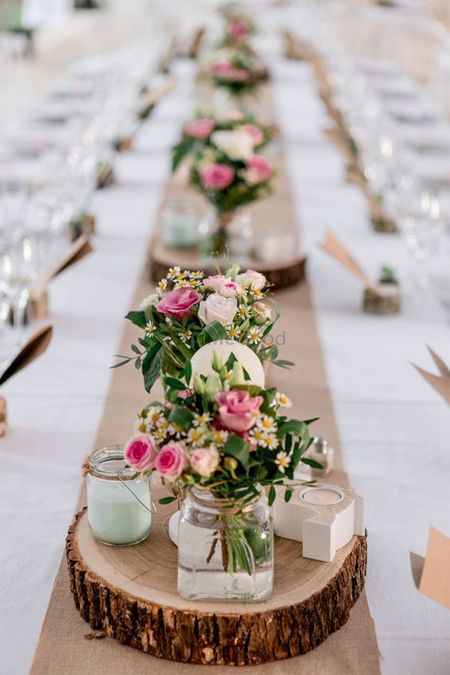Simple roses table decor with candles