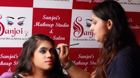 Sanjoi's Makeup Studio & Beauty Salon - Price & Reviews | Raipur Makeup  Artist