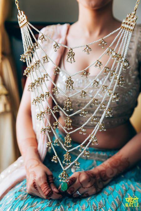 Layered bridal jewellery