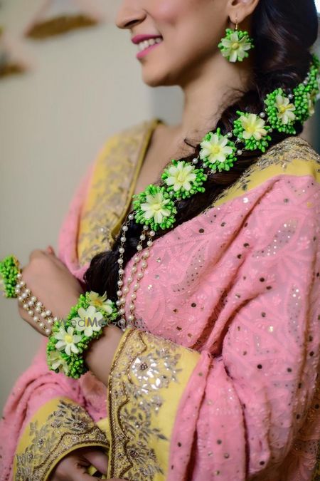 Yellow Wedding Jewellery Photo Floral jewellery