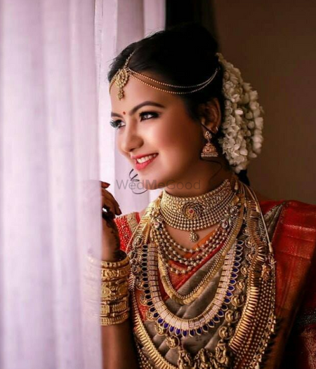 South Indian bride with gold jewellery