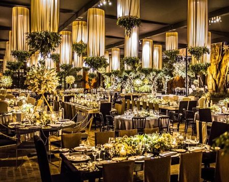 grand and luxurious table setting with botanical elements 
