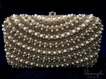 Pretty pearl clutch box for engagement party
