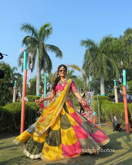 Buy Thread & Button Jasmine Patch Leheriya Lehenga Choli with Dupatta (Set  of 3) online