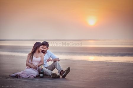 Happy teenage couple posing in the beach, Stock Photo, Picture And Low  Budget Royalty Free Image. Pic. ESY-026931960 | agefotostock