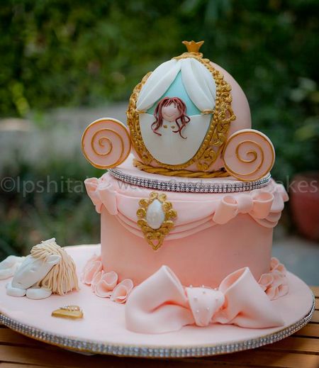 carriage cake