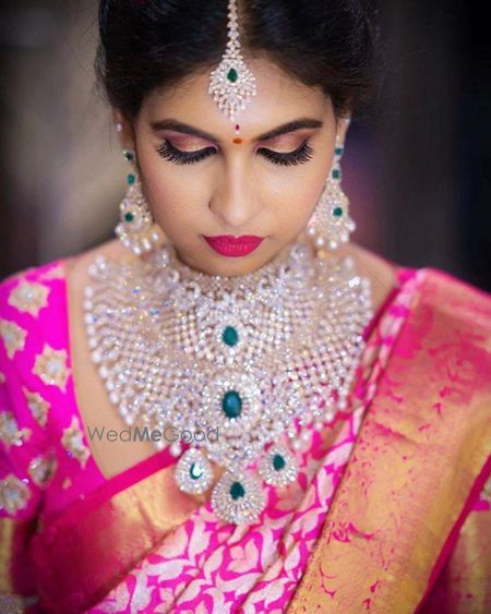 Diamond and emerald oversized necklace for south indian bride 