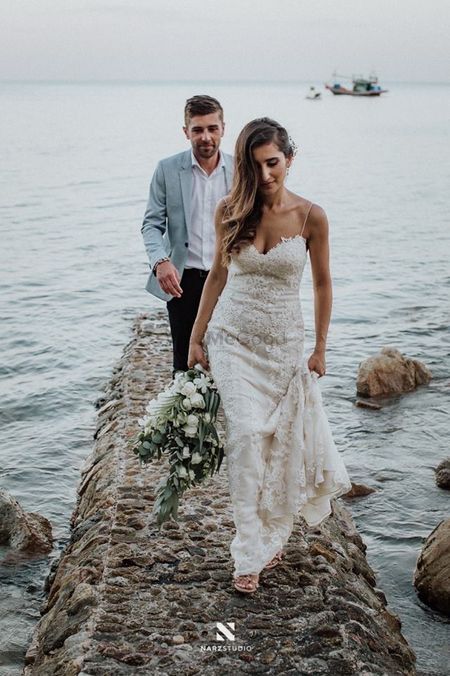 Beach Wedding: Style Tips and Ideas for Beachside Wedding Outfit