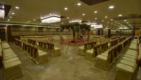 The Grand Thakar Hotel