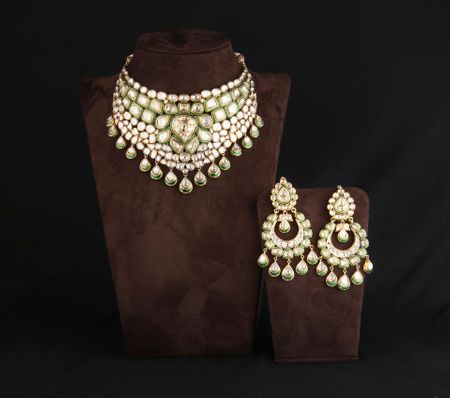 Photo of bridal necklace set