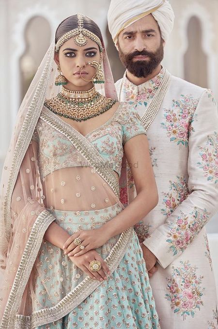Parineeti to Kiara: Brides who adorned most stunning jewellery on their  wedding day | Times of India