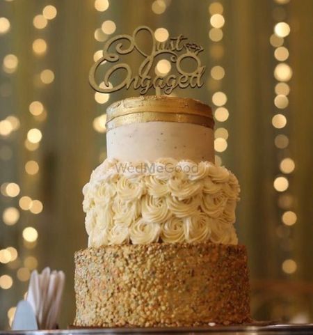 Top 22 Glittery Gold Wedding Cakes for 2016 trends -  Elegantweddinginvites.com Blog