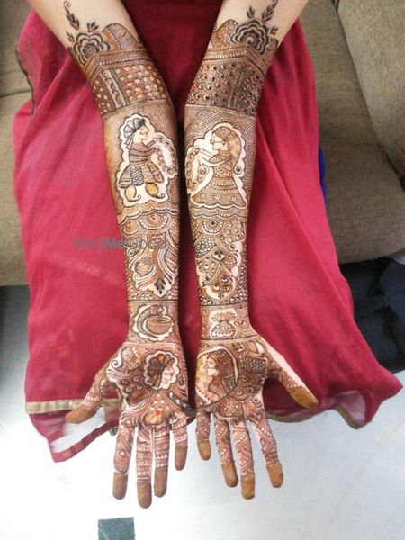 Photo of nirali mehndi artist