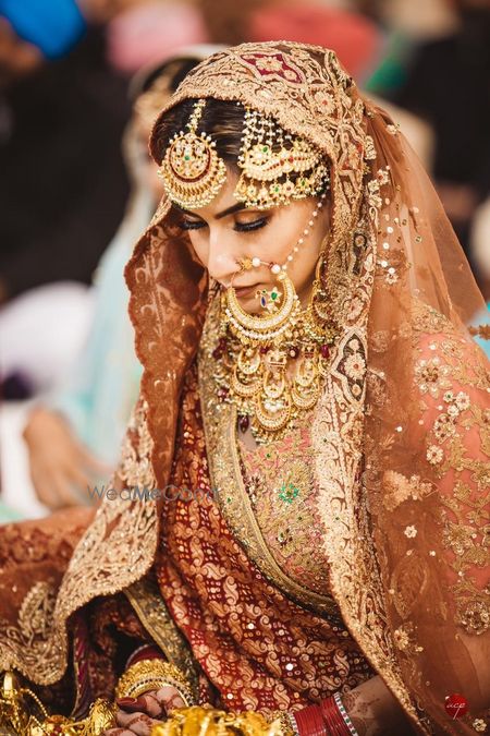 A sikh bride in stunning antique jewellery