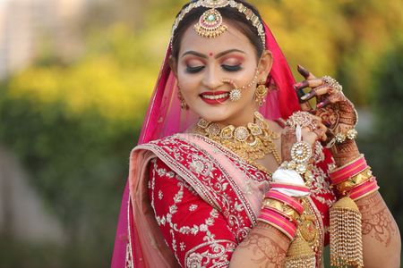 HugeDomains.com | Indian wedding photography poses, Indian wedding poses, Bride  photography poses