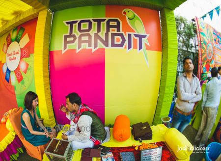 Parrot astrologer stall for mehendi