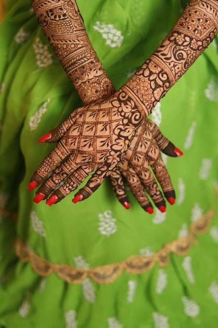 Beautiful Stylish Flower Arabic Mehndi Designs For All Occasions || Saloni  World Mehndi Designs - YouTube | Mehndi designs for hands, Mehndi, Henna  hand tattoo