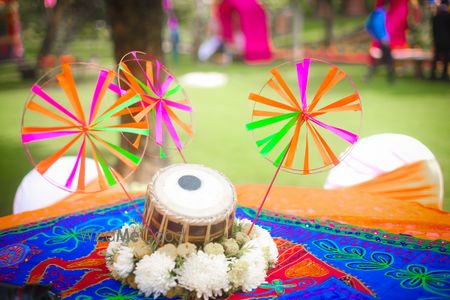 Unique centerpiece with miniature tabla and pinwheels