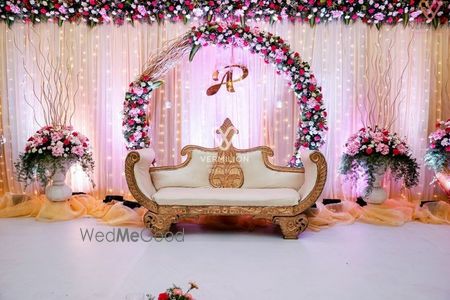 RING CEREMONY BACKDROP - Tahuko Events Pictures | Wedding Decorators in  Ahmedabad - WedMeGood