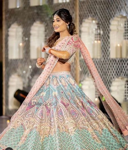 Bride dancing on her sangeet