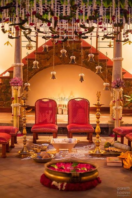 Stage and Mandap decoration for wedding | RentPeLelo