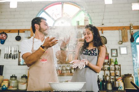 Photo of cooking pre-wedding shoot
